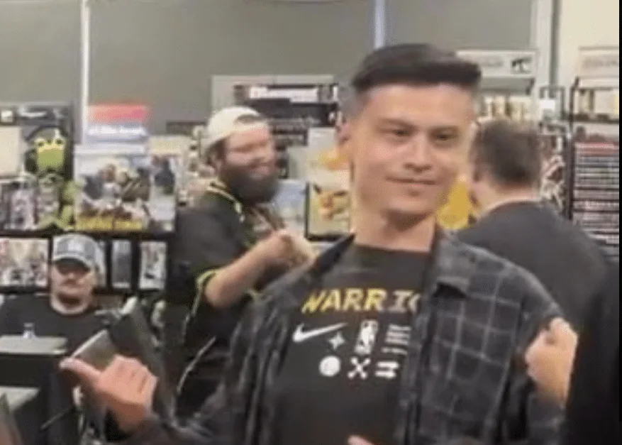 Stewie2K gets called out for old skin stealing scandal, but public shaming is